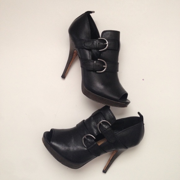 Coach Shoes - Coach Black Leather Alexia Peep Toe Herls